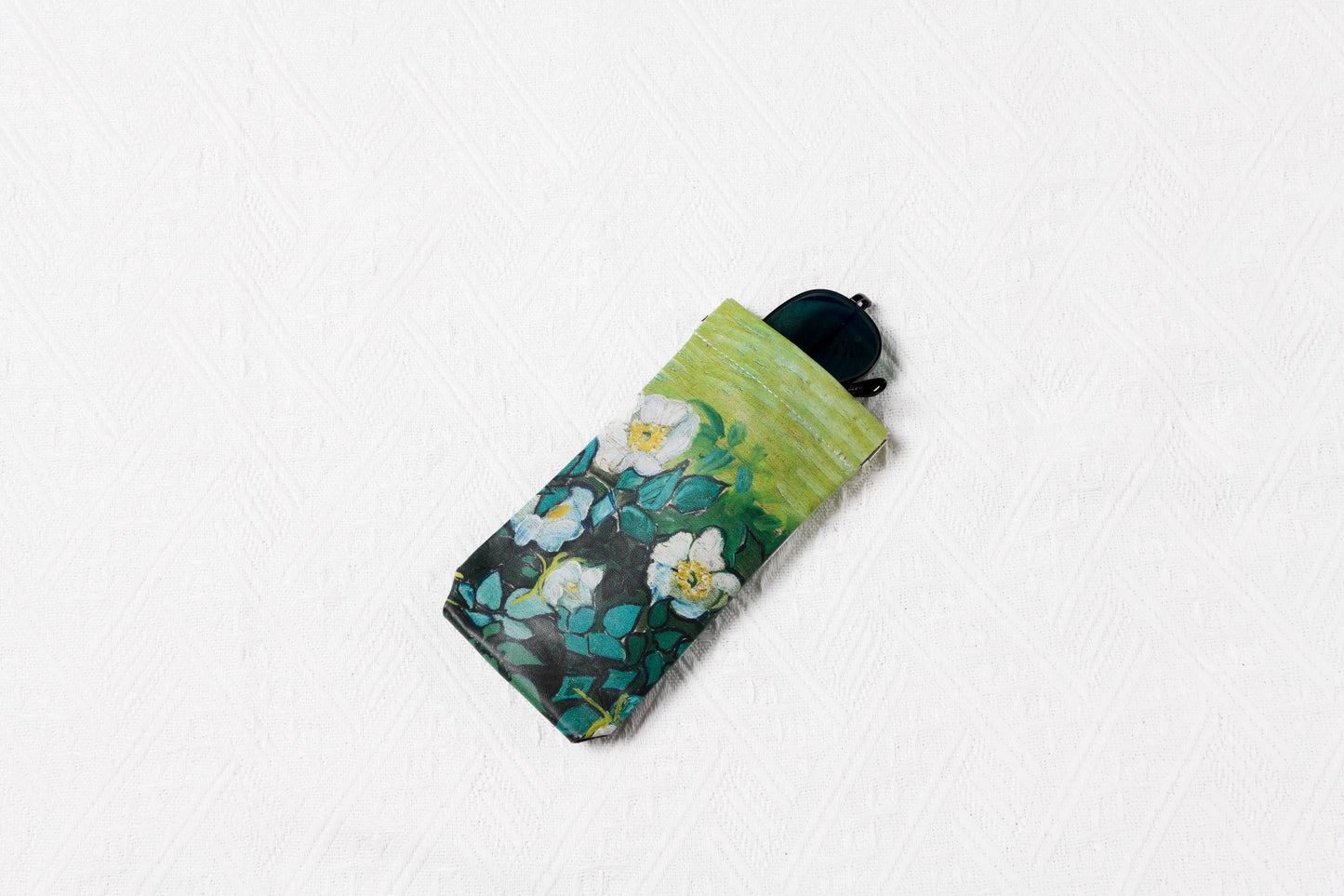 Van Gogh Magnetic Glasses Pouch
