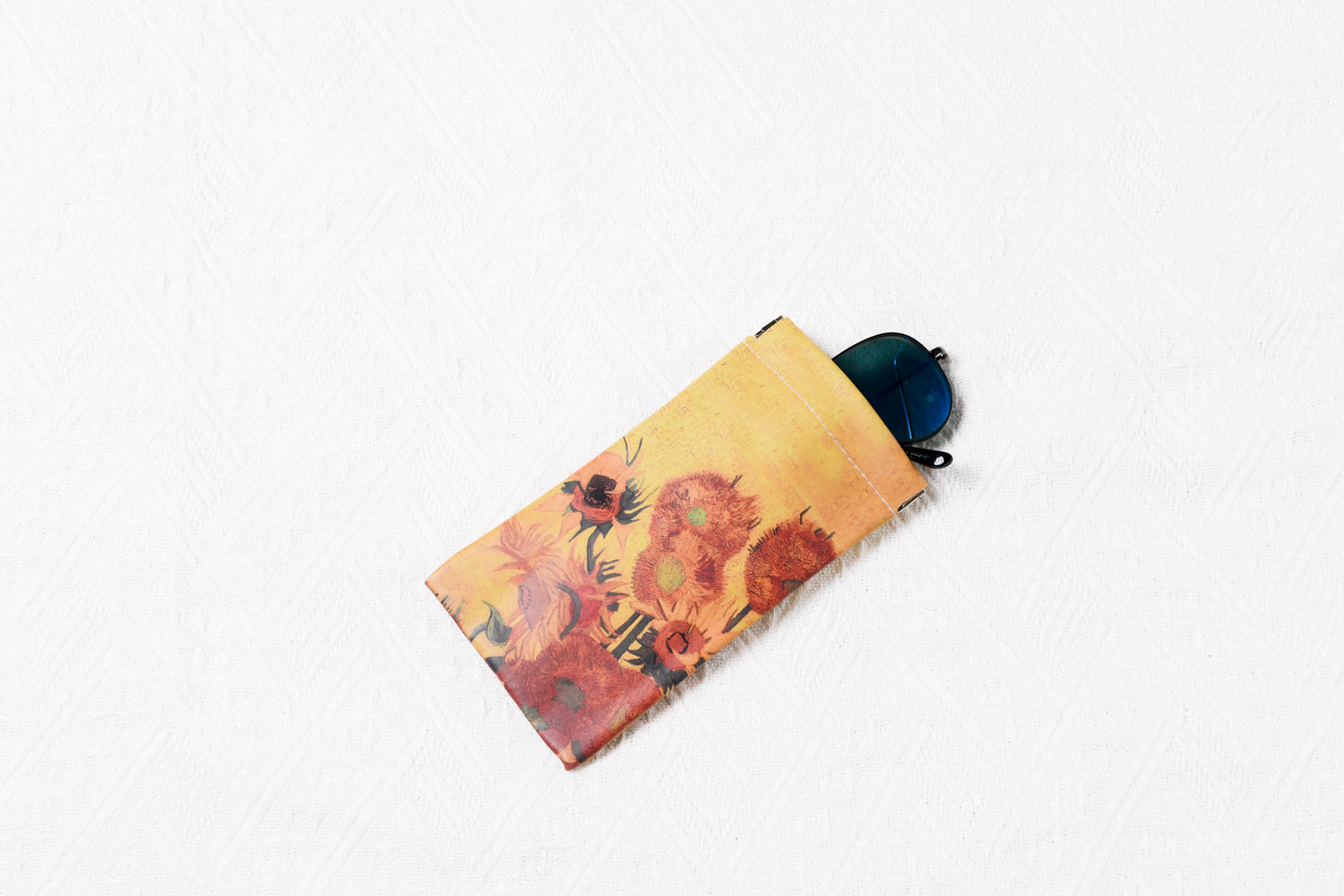 Van Gogh Magnetic Glasses Pouch