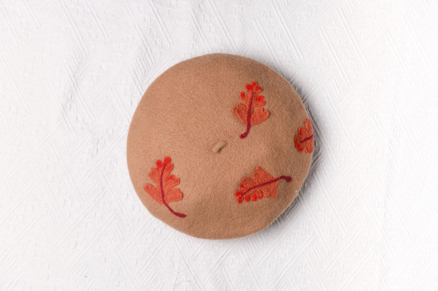 Fall Leaves Hand Felted Wool Beret - Autumn Oak Leaf Patterned Camel Hat
