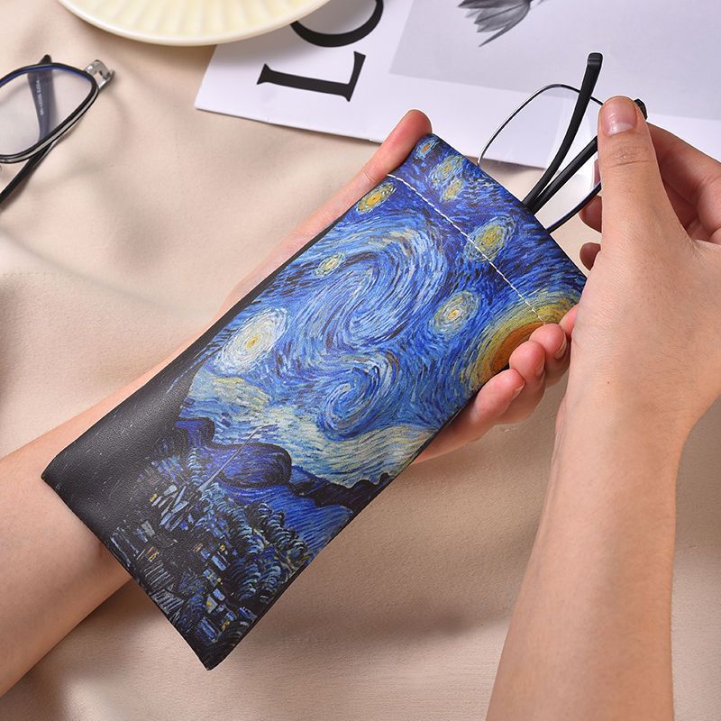 Van Gogh Magnetic Glasses Pouch